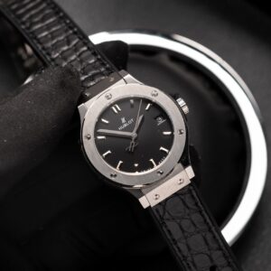 Hublot Super Clone 1:1 Watch Classic Fusion Black Dial Leather Strap HB Factory 33mm