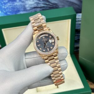 Rolex Day-Date Purple Mother of Pearl Dial Super Super Clone Watch BP Factory 40mm
