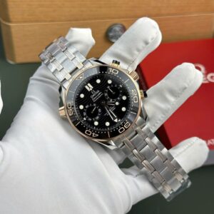 Omega Dial Black Super Clone Watches Seamaster Diver 300M Chronograph Demi Rose Gold N1 Factory 44mm