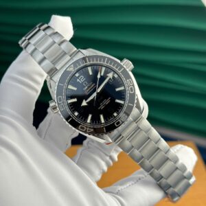 Omega Seamaster Planet Ocean 600M Super Clone Watch Metal Wire VS Factory 43.5mm