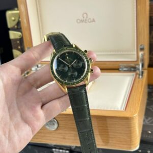 Omega Speedmaster Moonwatch Super Clone Watches Green Dial RM Factory 44mm