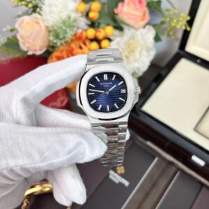 Patek Philippe Nautilus 5711 Super Clone Watch Refined Full Like Auth 40mm