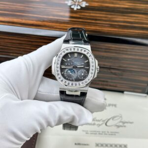 Patek Philippe Nautilus 5722 Super Clone Watch Blue Dial With Baguette PPF Factory 40mm