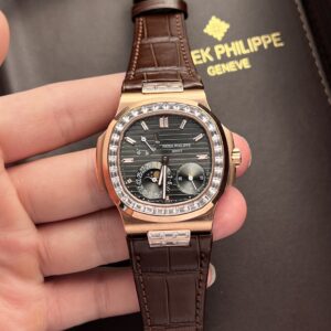 Patek Philippe Nautilus 5724R Super Clone Watch Gray Dial Factory GR 40mm