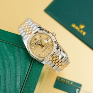 Rolex Best Super Clone Watch DateJust 126233 Yellow Champagne Fluted Dial Gold Wrapped 36mm