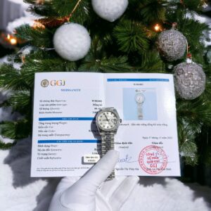 Rolex Super Clone Watch DateJust White Dial Custom Benzel Moissanite Diamonds 31mm